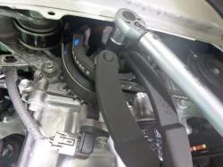 プーリーホールドレンチ