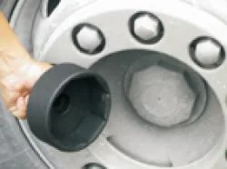 ホイールシャフトカバーソケット